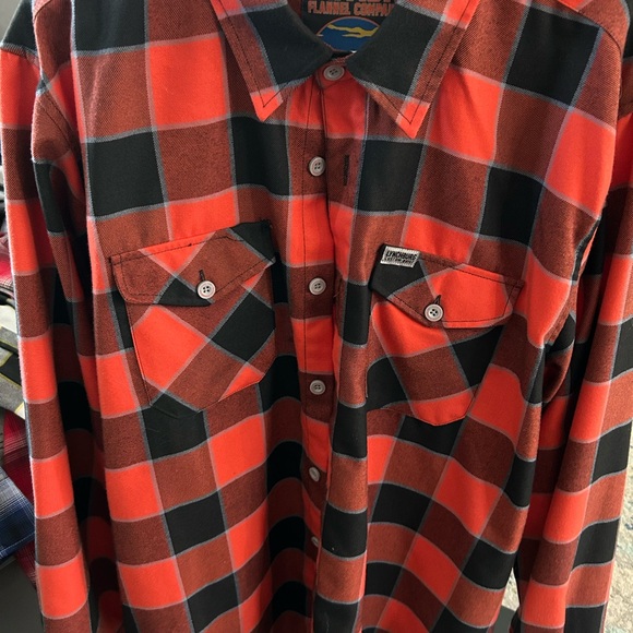 Dixxon Hill City Flannel XL, barely worn and like new - Picture 1 of 3